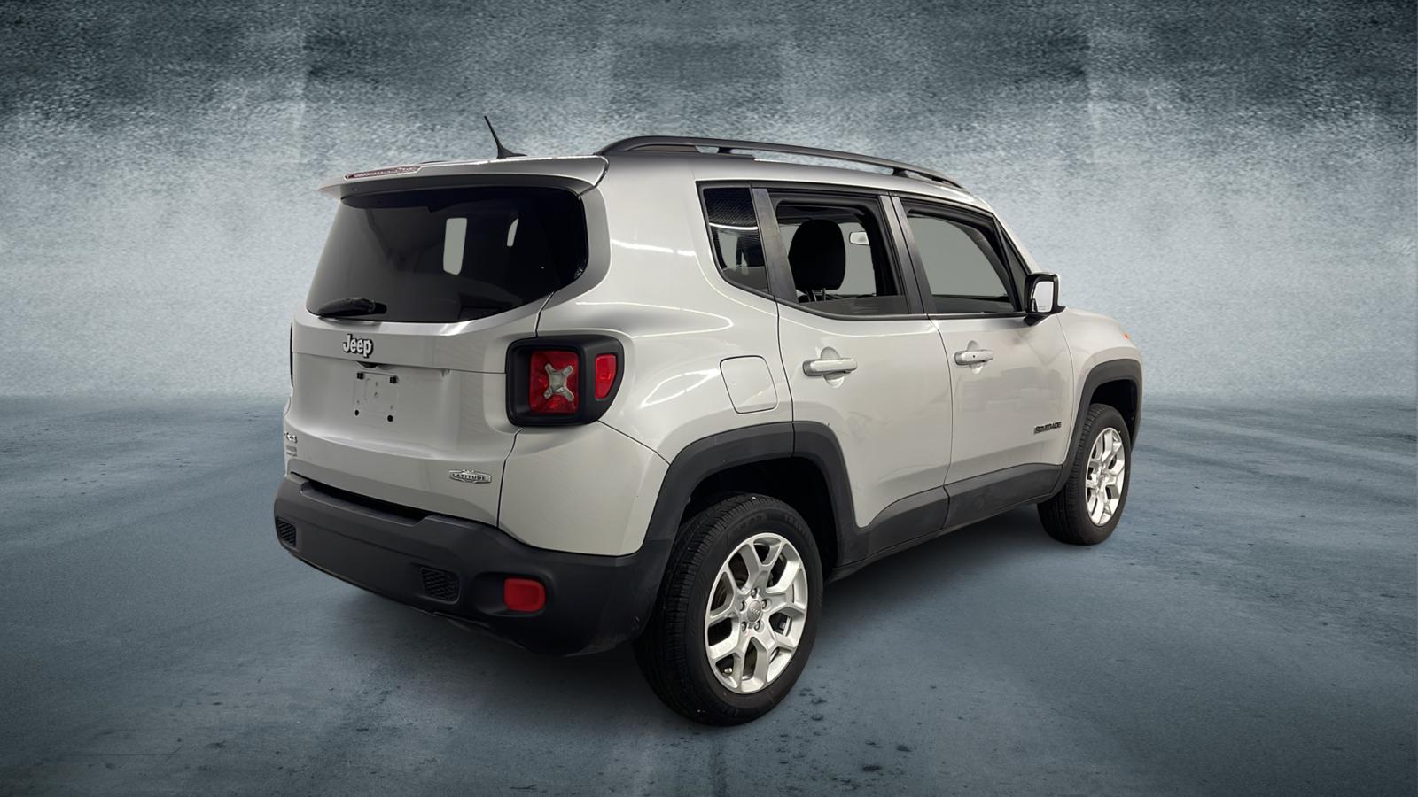 2015 Jeep Renegade - ZACCJBBT8FPC28411 - Image #3