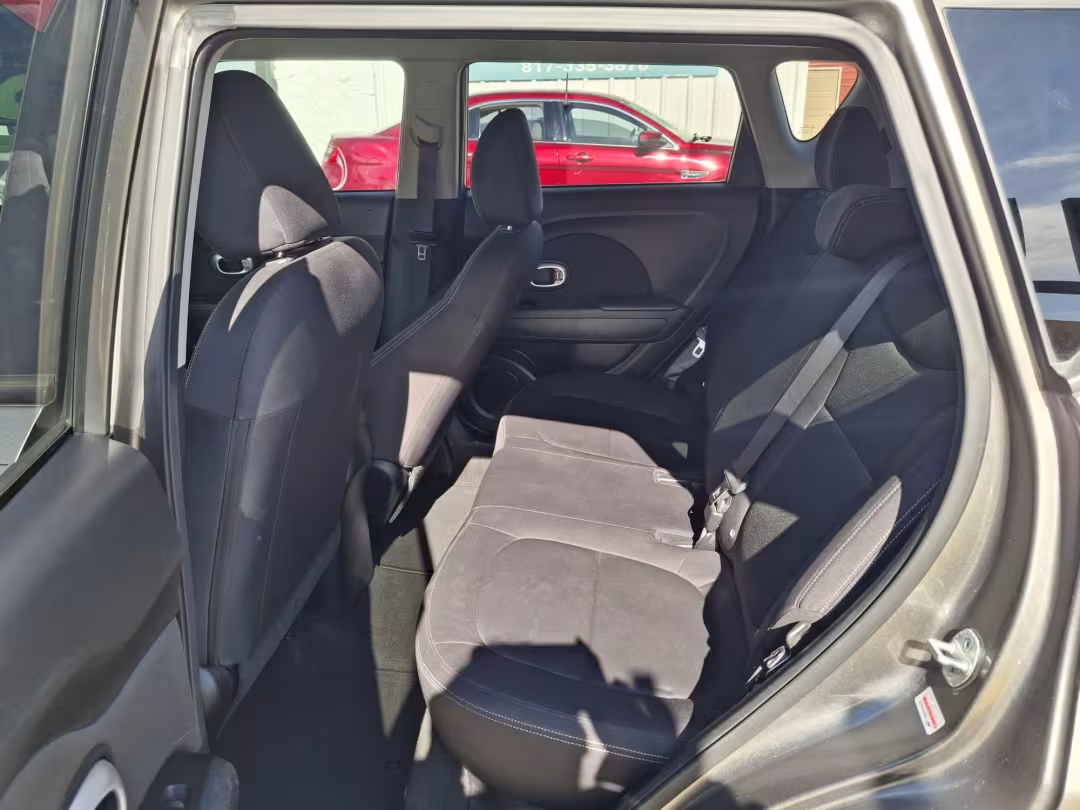 2015 Kia Soul - KNDJN2A25F7135394 - Image #17