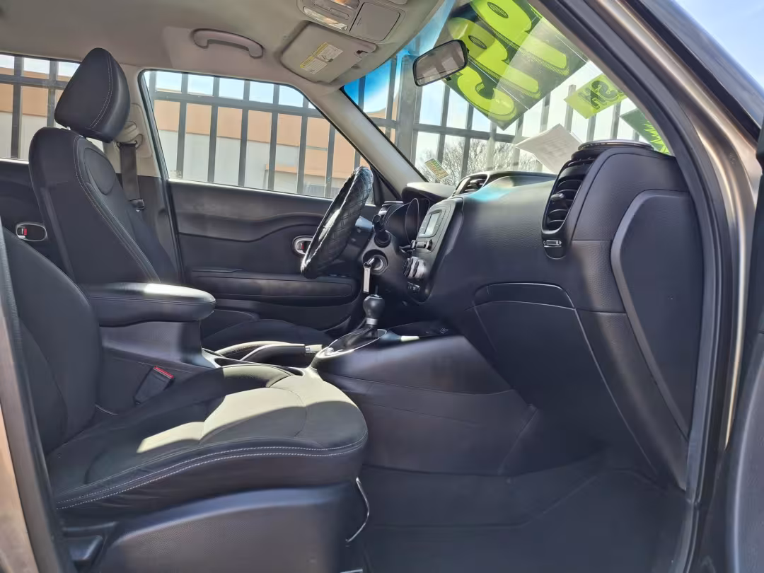 2015 Kia Soul - KNDJN2A25F7135394 - Image #19