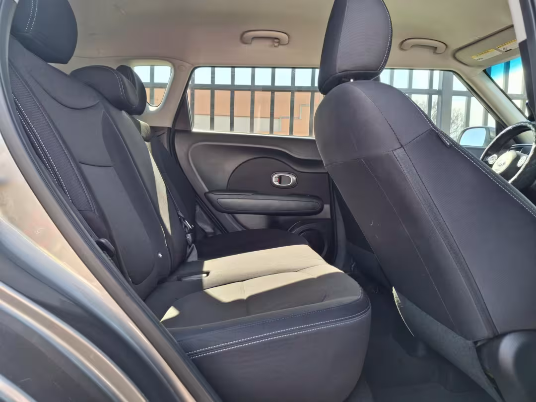 2015 Kia Soul - KNDJN2A25F7135394 - Image #21