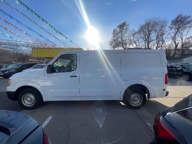 2015 Nissan NV Cargo - 1N6BF0KL1FN802984 - Image #3