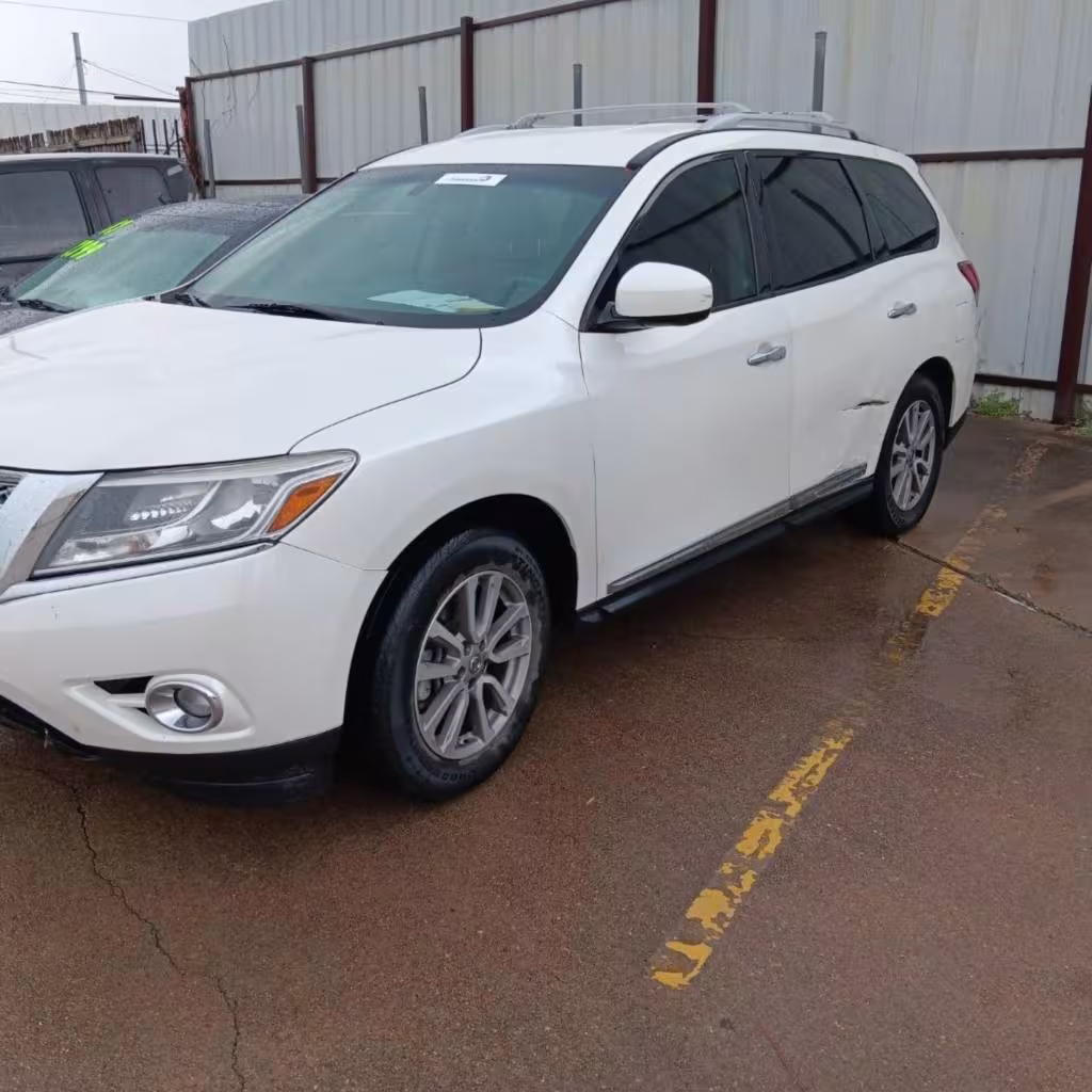 2015 Nissan Pathfinder - 5N1AR2MN7FC696953 - Image #3