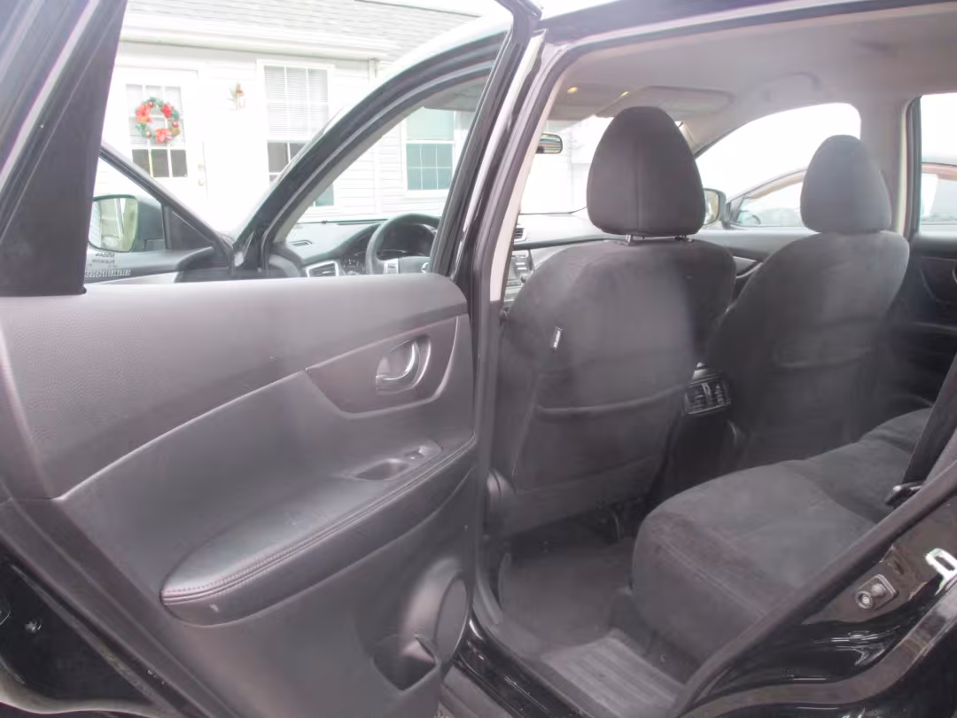2015 Nissan Rogue - 5N1AT2MV1FC926505 - Image #15