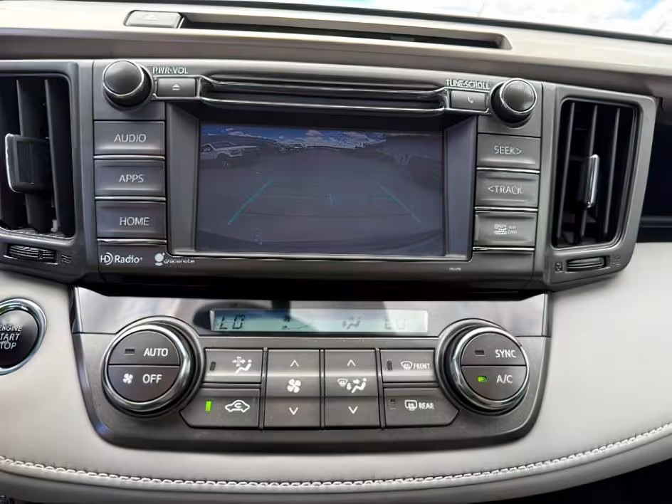 2015 Toyota RAV4 - 2T3DFREV9FW347579 - Image #17