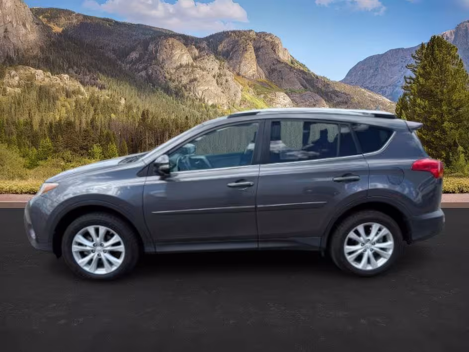 2015 Toyota RAV4 - 2T3DFREV9FW347579 - Image #2