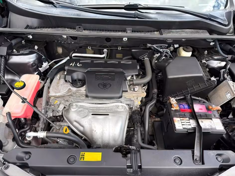 2015 Toyota RAV4 - 2T3DFREV9FW347579 - Image #24