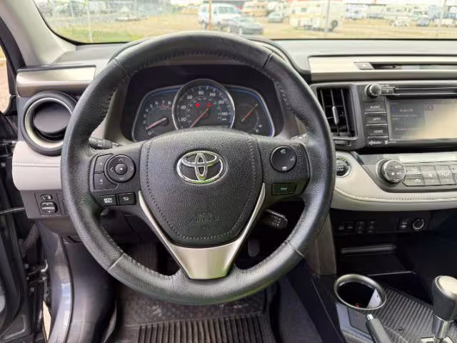 2015 Toyota RAV4 - 2T3DFREV9FW347579 - Image #38