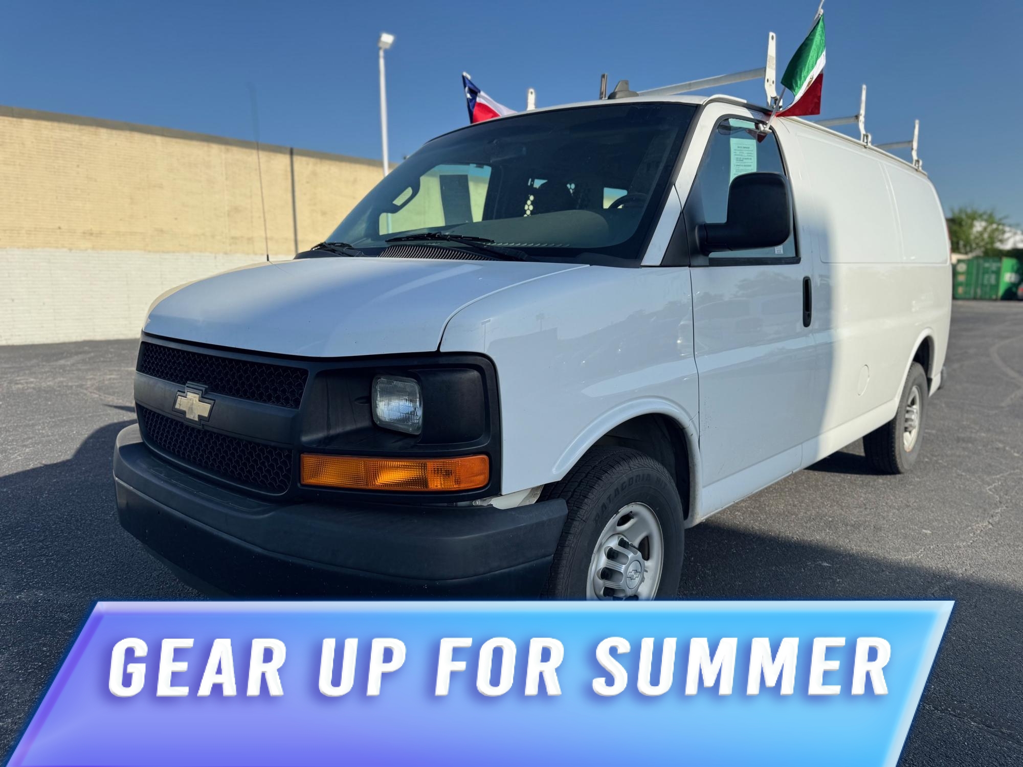 2016 Chevrolet EXPRESS WORK VAN - 1GCWGAFF2G1337961 - Image #1