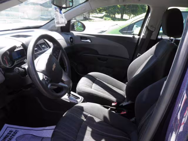 2016 Chevrolet Sonic - 1G1JC5SH8G4159615 - Image #1