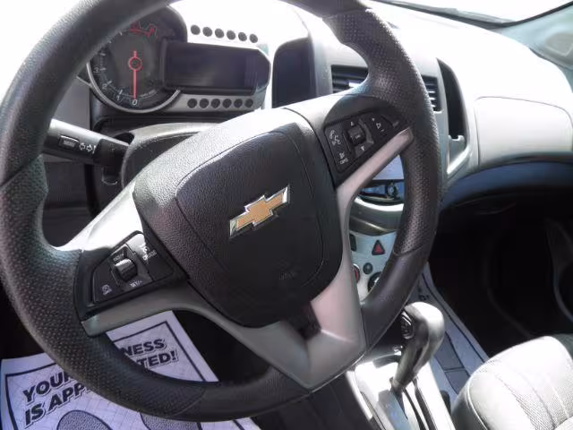 2016 Chevrolet Sonic - 1G1JC5SH8G4159615 - Image #2