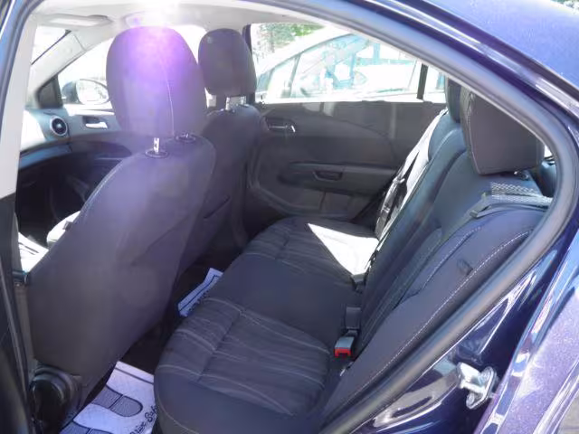2016 Chevrolet Sonic - 1G1JC5SH8G4159615 - Image #3