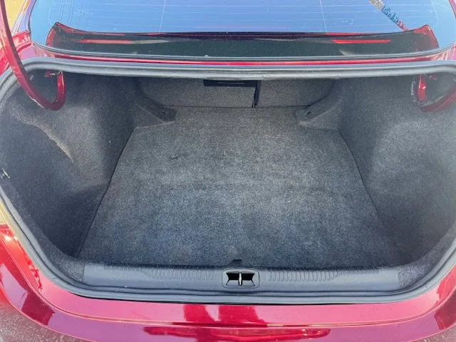 2016 Chrysler 200 - 1C3CCCAB6GN144630 - Image #7