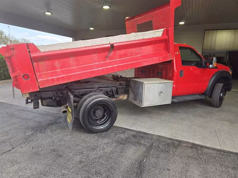 2016 Ford F-450 SD - 1FDTF4HY6GEB80123 - Image #3