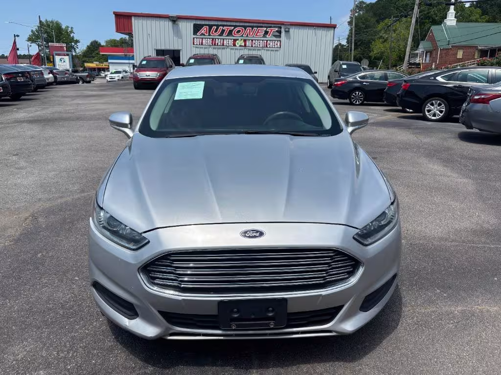 2016 Ford Fusion - 1FA6P0H73G5135547 - Image #12
