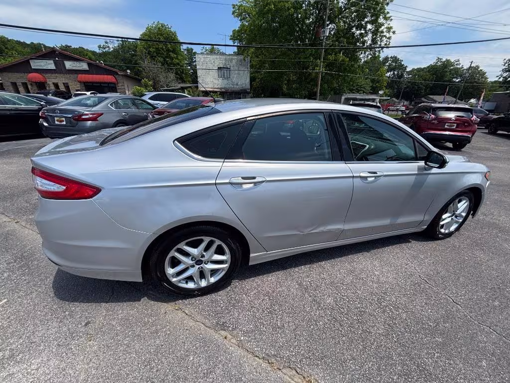 2016 Ford Fusion - 1FA6P0H73G5135547 - Image #8