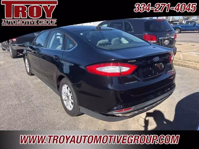 2016 Ford Fusion - 3FA6P0G76GR127375 - Image #4
