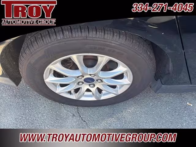 2016 Ford Fusion - 3FA6P0G76GR127375 - Image #9