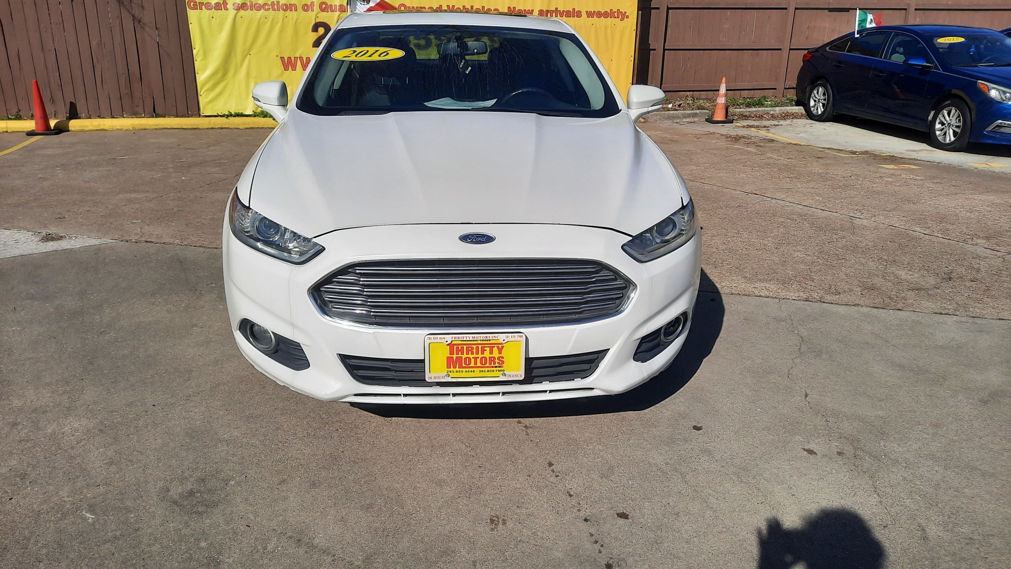 2016 Ford Fusion - 3FA6P0HDXGR327499 - Image #1