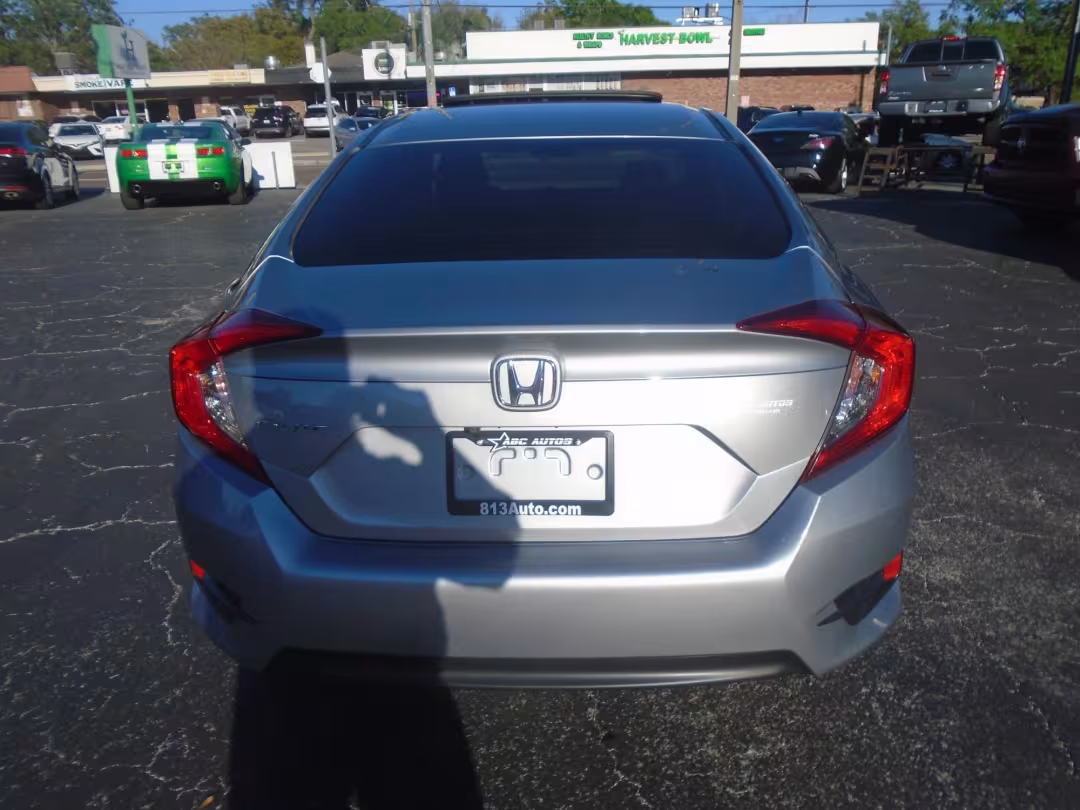 2016 Honda Civic - 2HGFC2F78GH571051 - Image #11