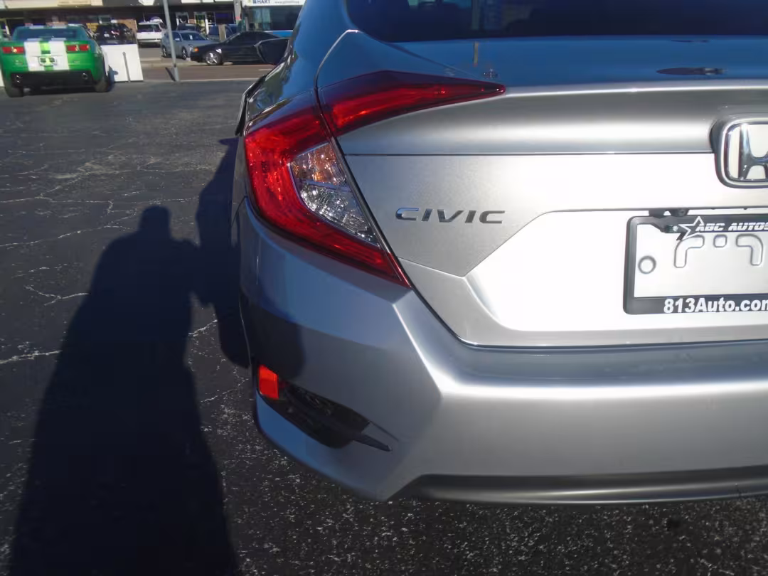 2016 Honda Civic - 2HGFC2F78GH571051 - Image #12