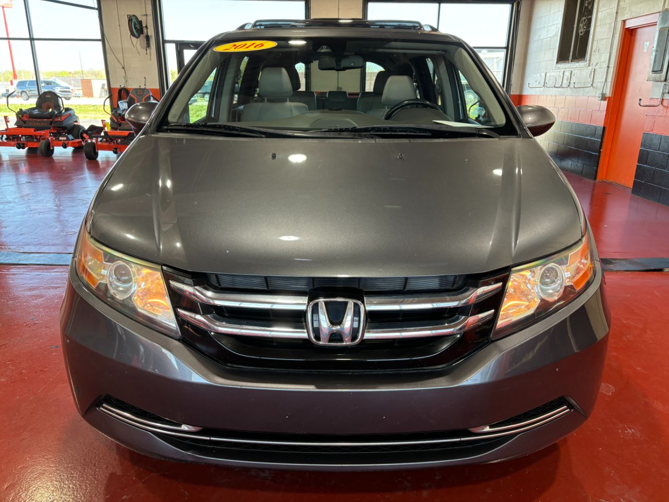 2016 Honda Odyssey - 5FNRL5H60GB116430 - Image #3