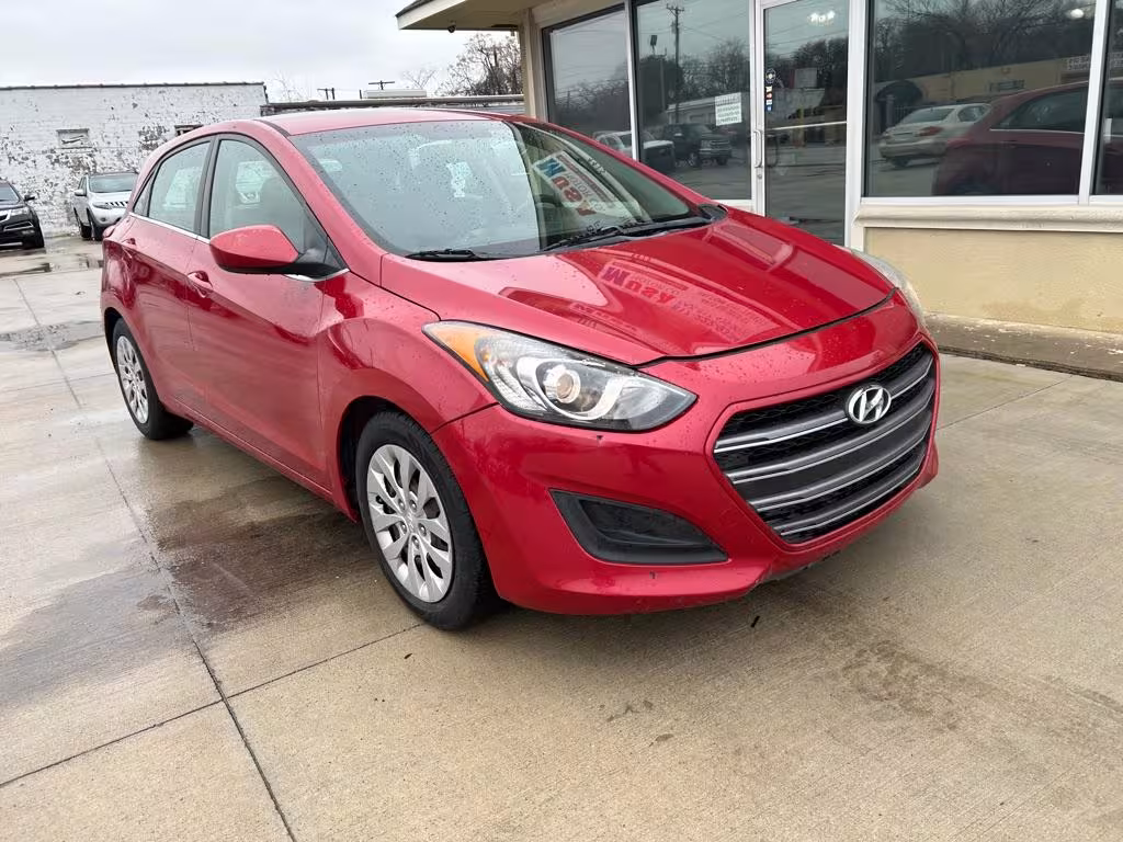 2016 Hyundai Elantra GT - KMHD35LH6GU252437 - Image #1