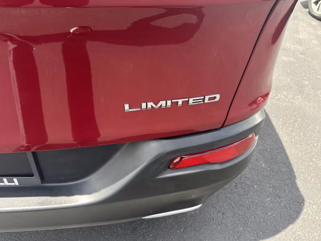 2016 Jeep Cherokee - 1C4PJMDS6GW122383 - Image #16