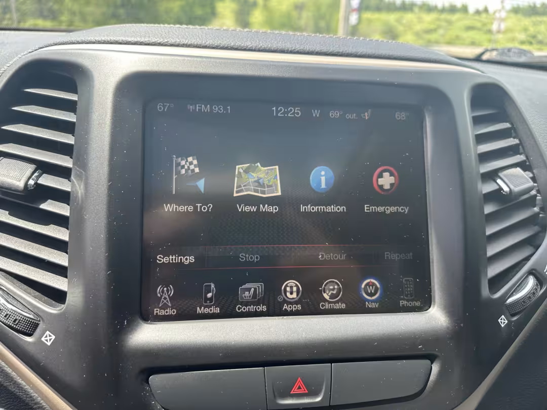 2016 Jeep Cherokee - 1C4PJMDS6GW122383 - Image #6