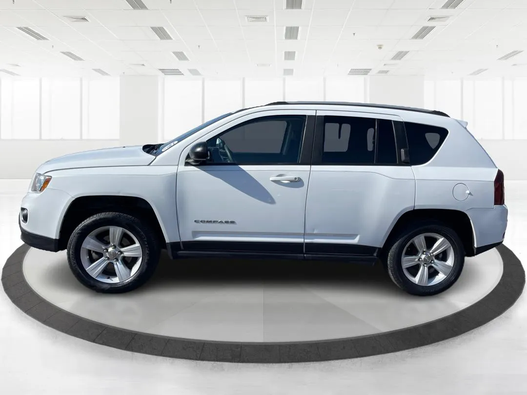 2016 Jeep Compass - 1C4NJCBA1GD681637 - Image #6