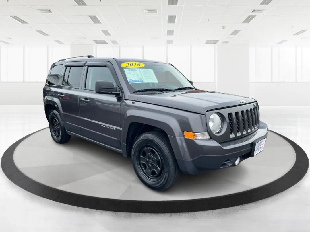 2016 Jeep Patriot - 1C4NJPBAXGD811163 - Image #1