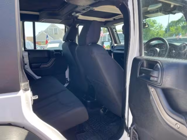 2016 Jeep Wrangler - 1C4BJWKG4GL318358 - Image #10