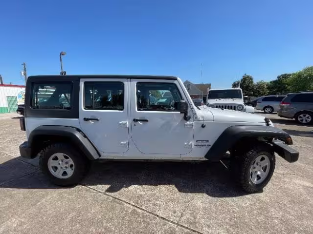 2016 Jeep Wrangler - 1C4BJWKG4GL318358 - Image #8