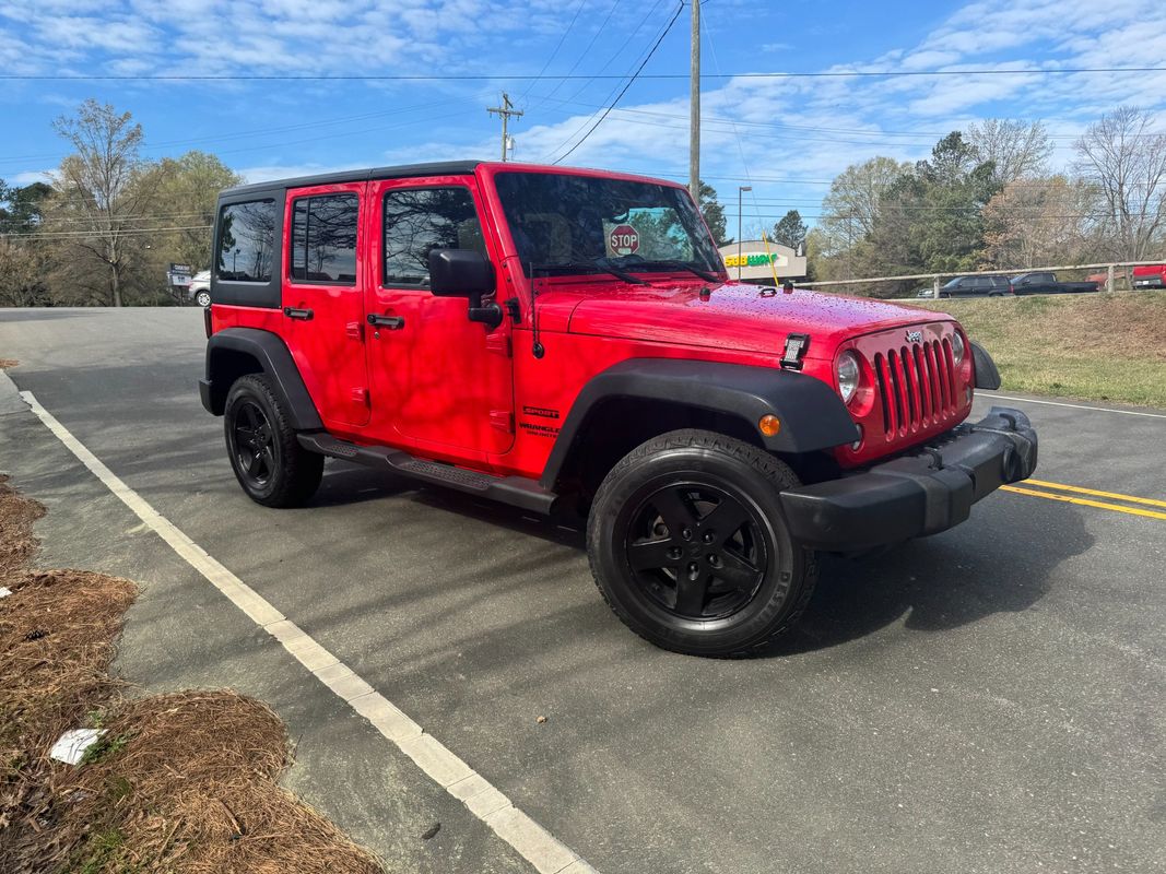 2016 Jeep Wrangler Unlimited - 1C4HJWDG8GL158444 - Image #2