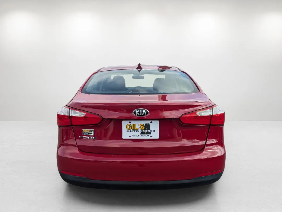 2016 Kia Forte - KNAFK4A61G5572056 - Image #5