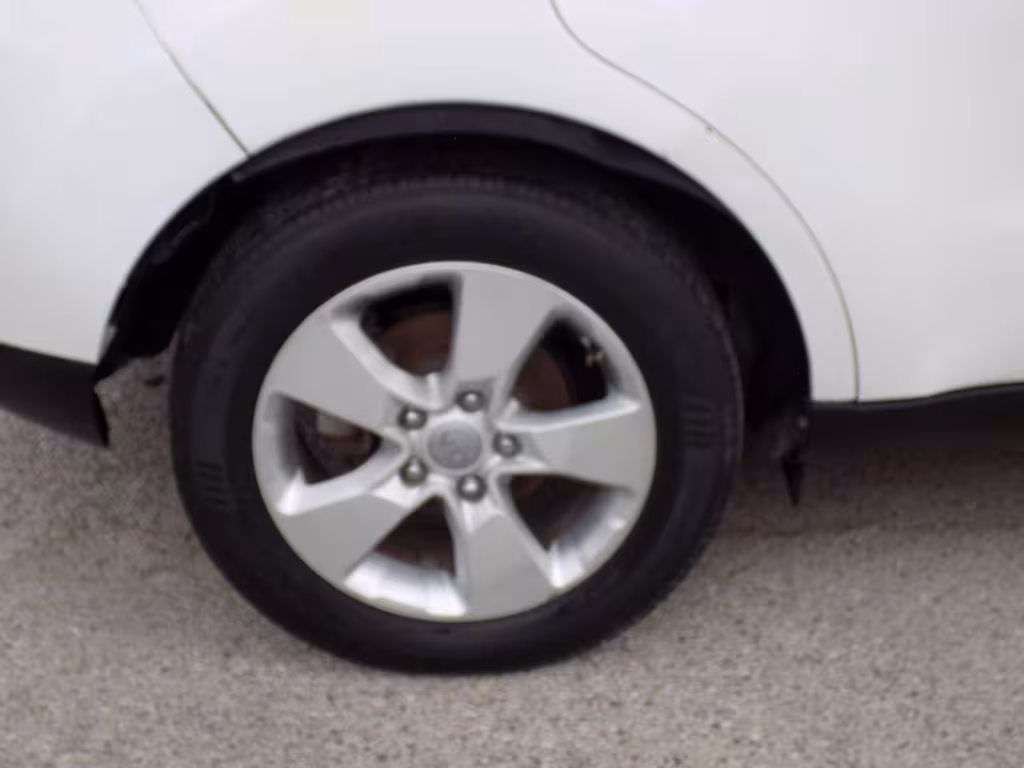 2016 Kia Soul - KNDJP3A52G7307165 - Image #20
