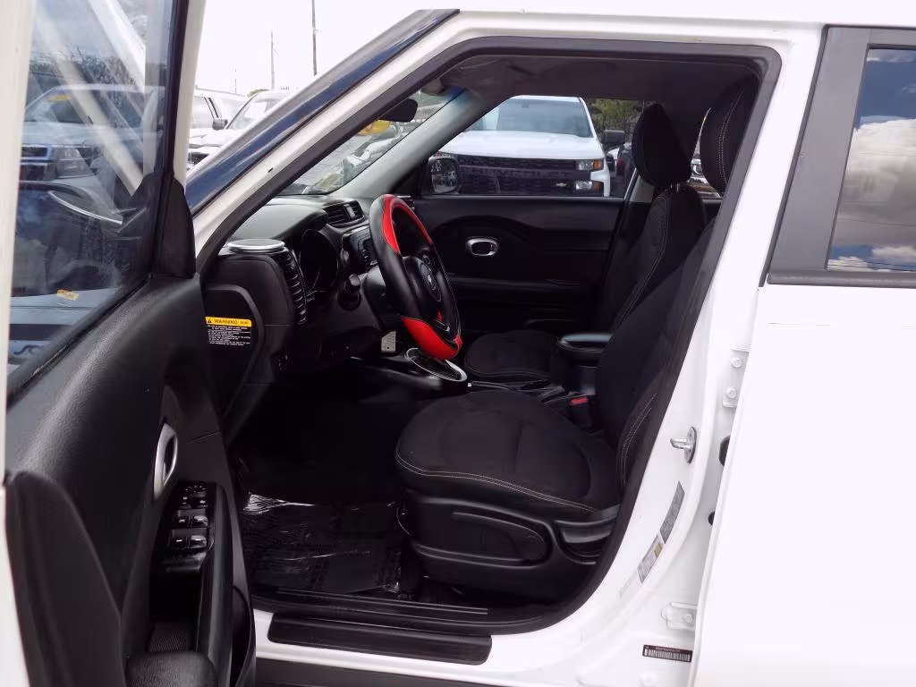 2016 Kia Soul - KNDJP3A52G7307165 - Image #9