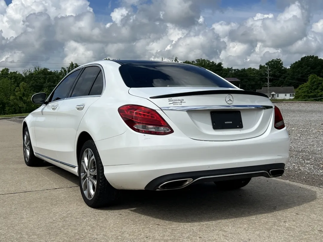 2016 Mercedes-Benz C-Class - 55SWF4KB7GU146811 - Image #11