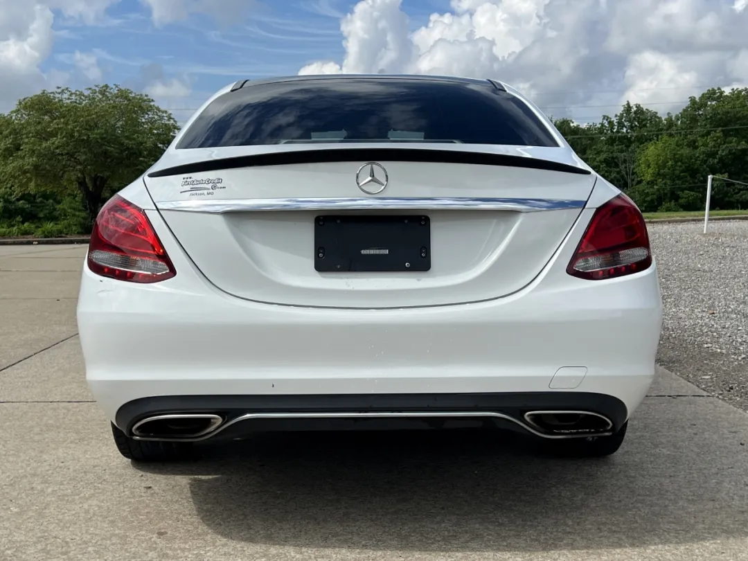 2016 Mercedes-Benz C-Class - 55SWF4KB7GU146811 - Image #12