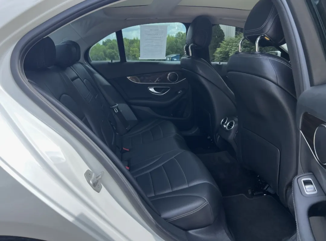 2016 Mercedes-Benz C-Class - 55SWF4KB7GU146811 - Image #19