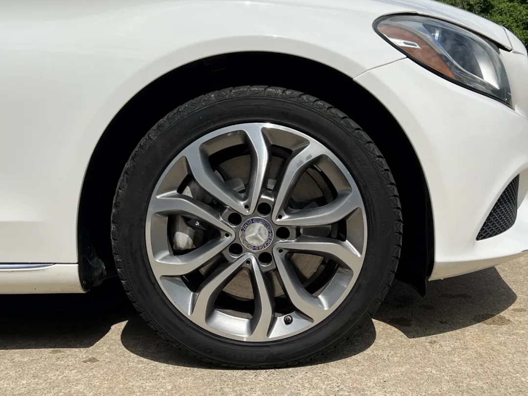 2016 Mercedes-Benz C-Class - 55SWF4KB7GU146811 - Image #40
