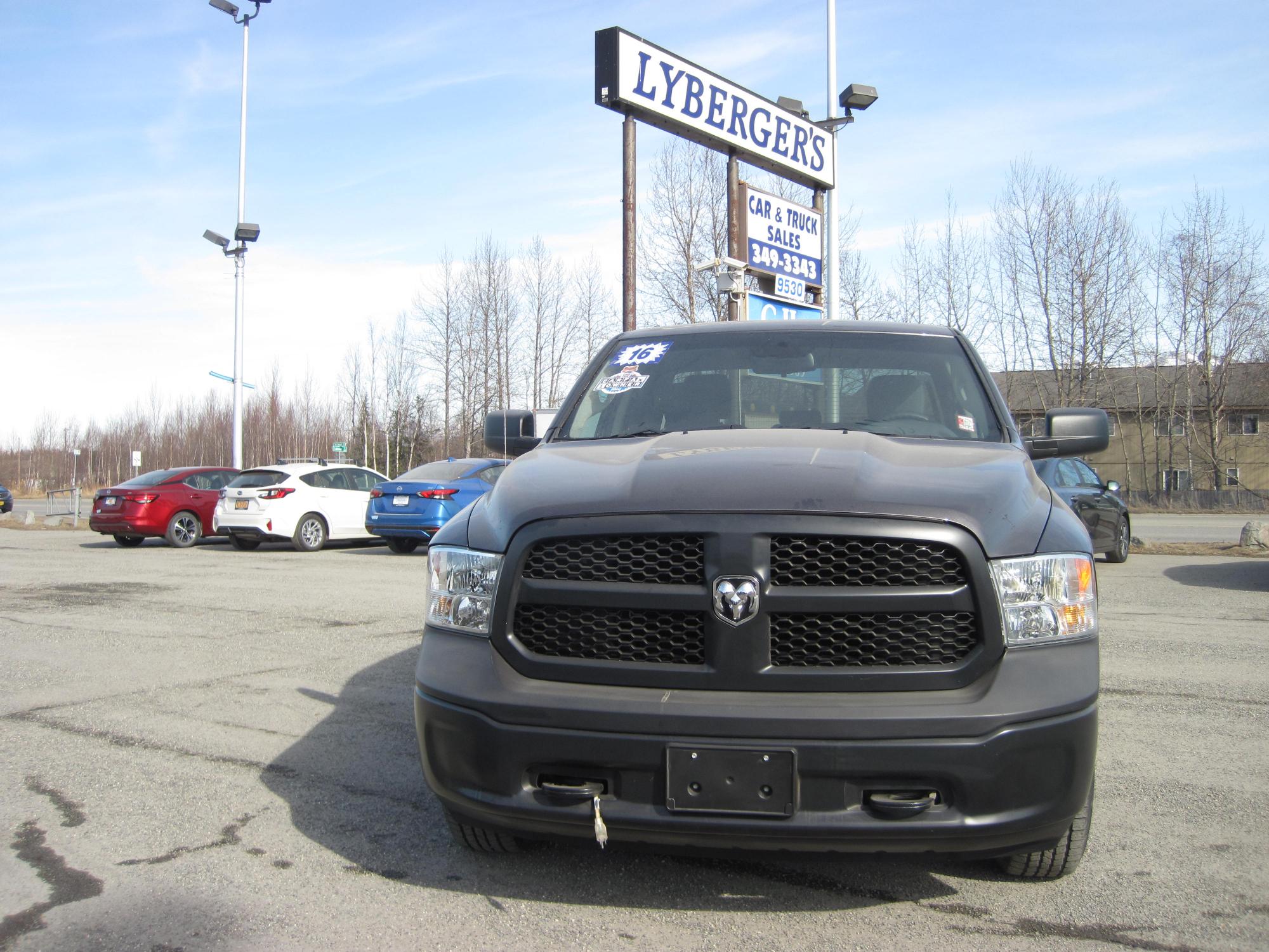 2016 Ram 1500 - 1C6RR7FG5GS383904 - Image #2