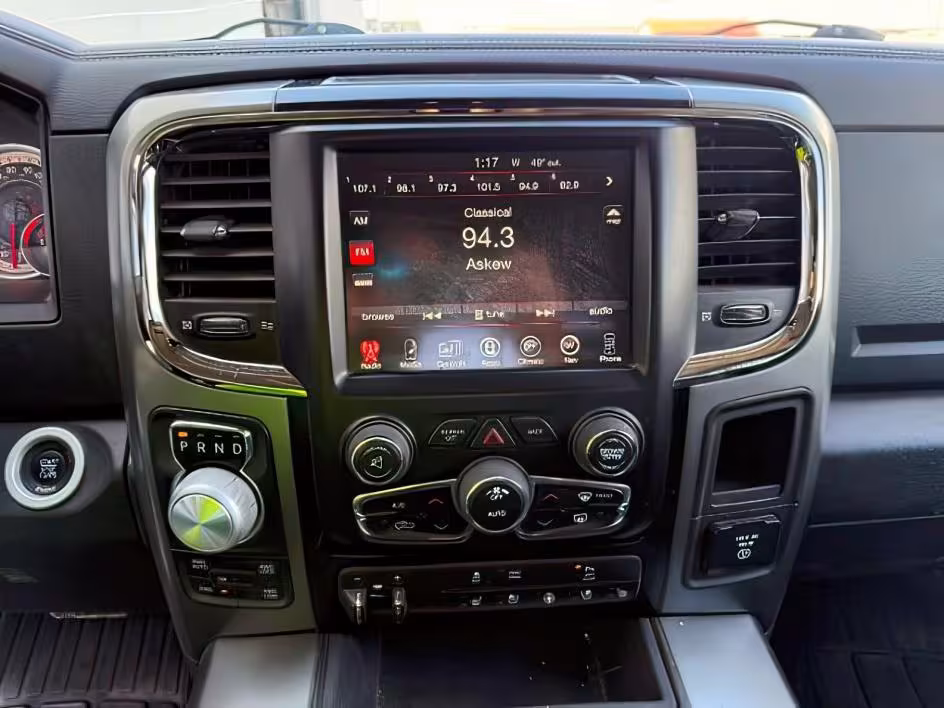 2016 Ram 1500 - 1C6RR7MT9GS102946 - Image #15