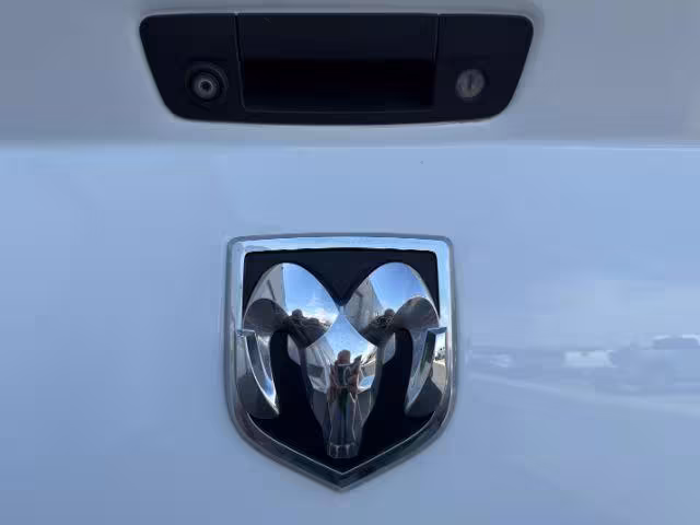 2016 Ram 1500 - 1C6RR7MT9GS102946 - Image #5
