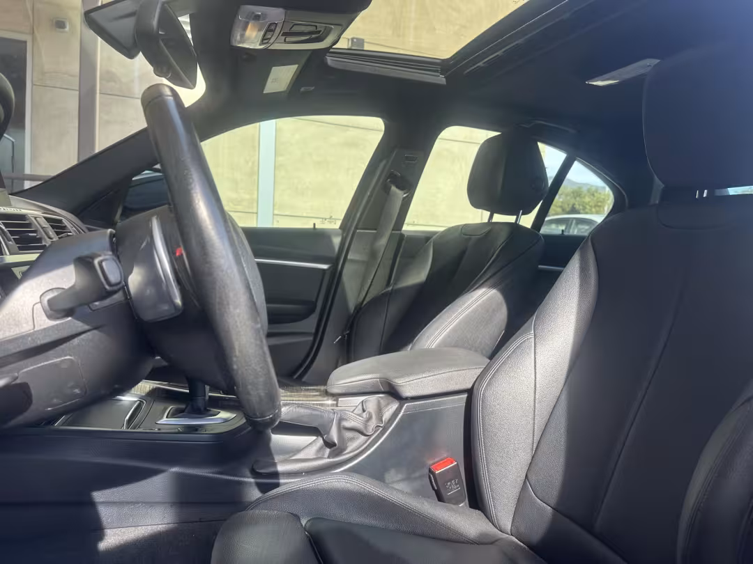 2017 BMW 3-Series - WBA8D9C55HK678369 - Image #12