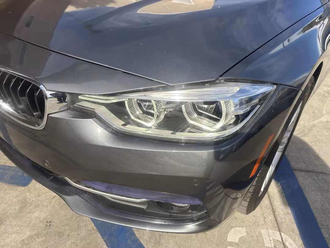 2017 BMW 3-Series - WBA8D9C55HK678369 - Image #6