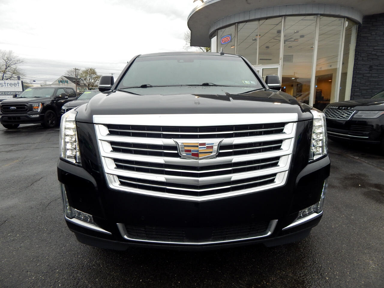 2017 Cadillac Escalade ESV - 1GYS4KKJ6HR330256 - Image #2