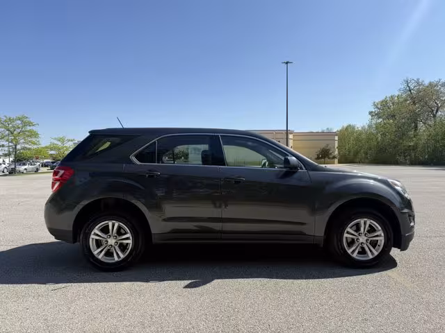 2017 Chevrolet Equinox - 2GNALBEK8H1568067 - Image #3