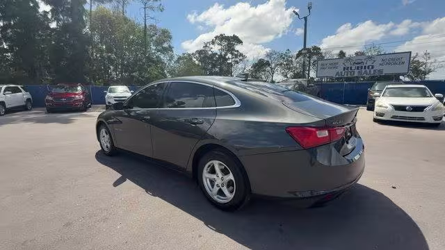 2017 Chevrolet Malibu - 1G1ZB5ST6HF276058 - Image #2