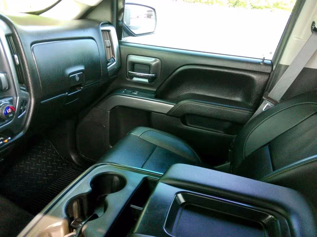 2017 Chevrolet Silverado 1500 - 3GCPCREC4HG202943 - Image #12