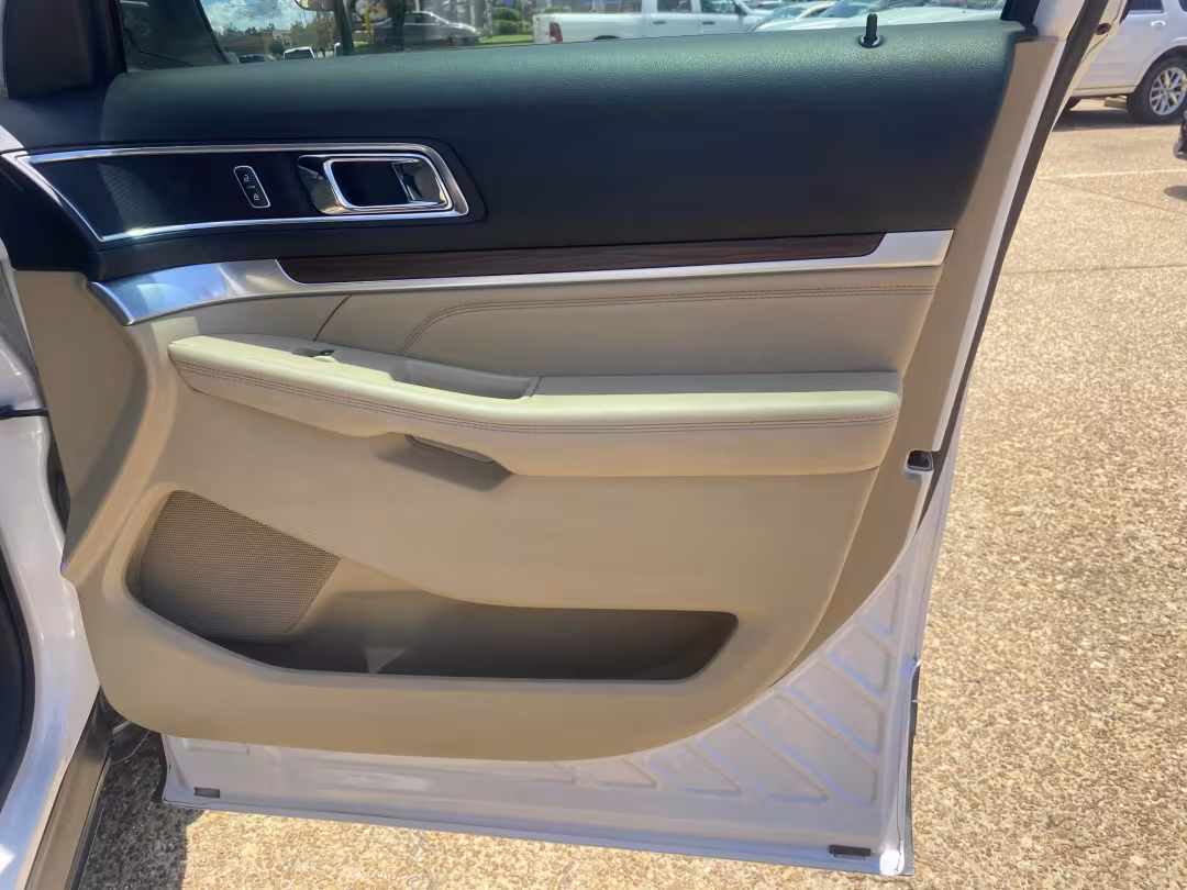 2017 Ford Explorer - 1FM5K7F84HGB62086 - Image #12